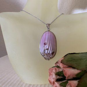 NEW Silver & Genuine Shell and Tourmaline Pendant + Silver Tone Chain